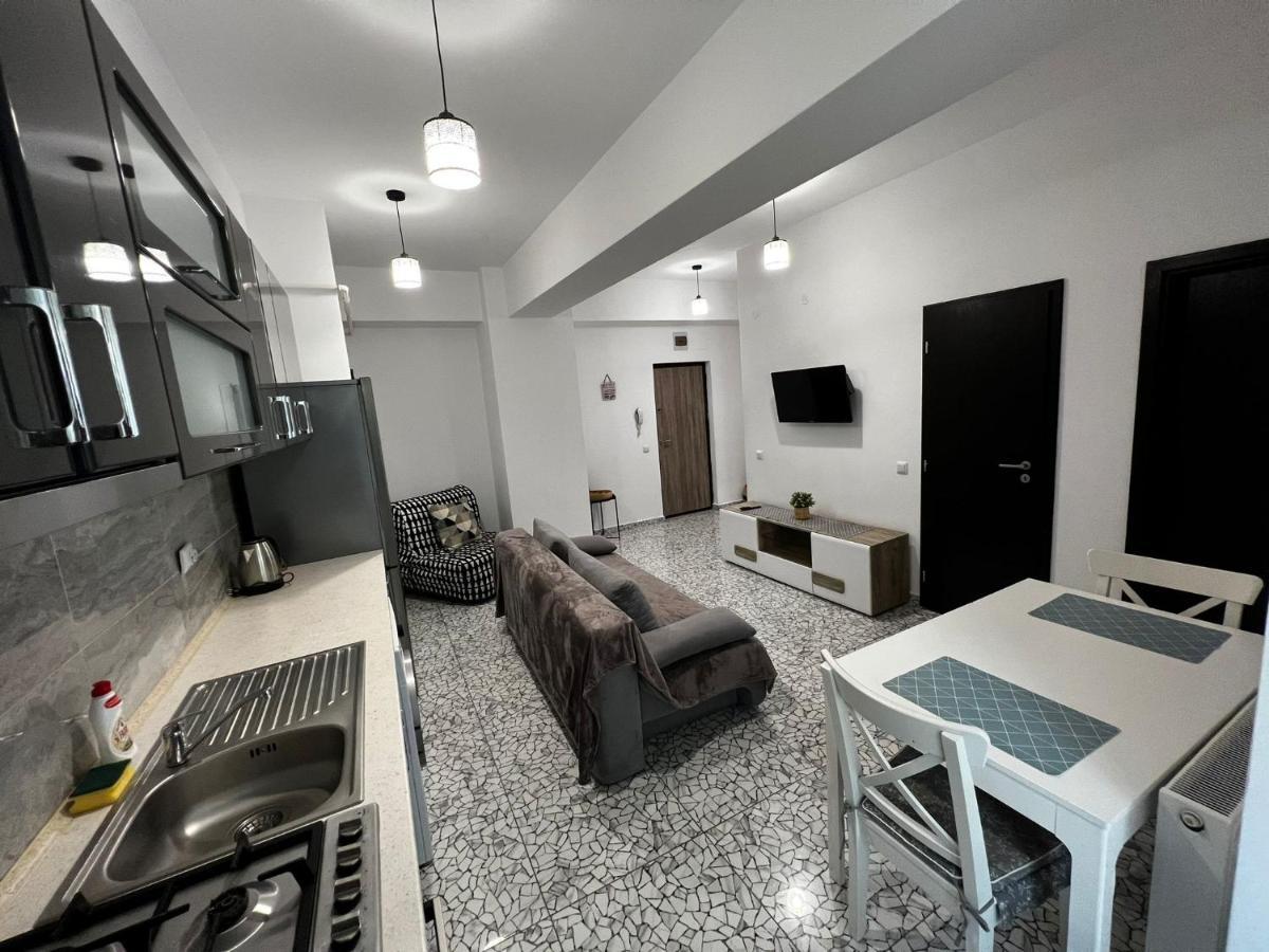 Cozy Accommodation Central City - Яссы Экстерьер фото