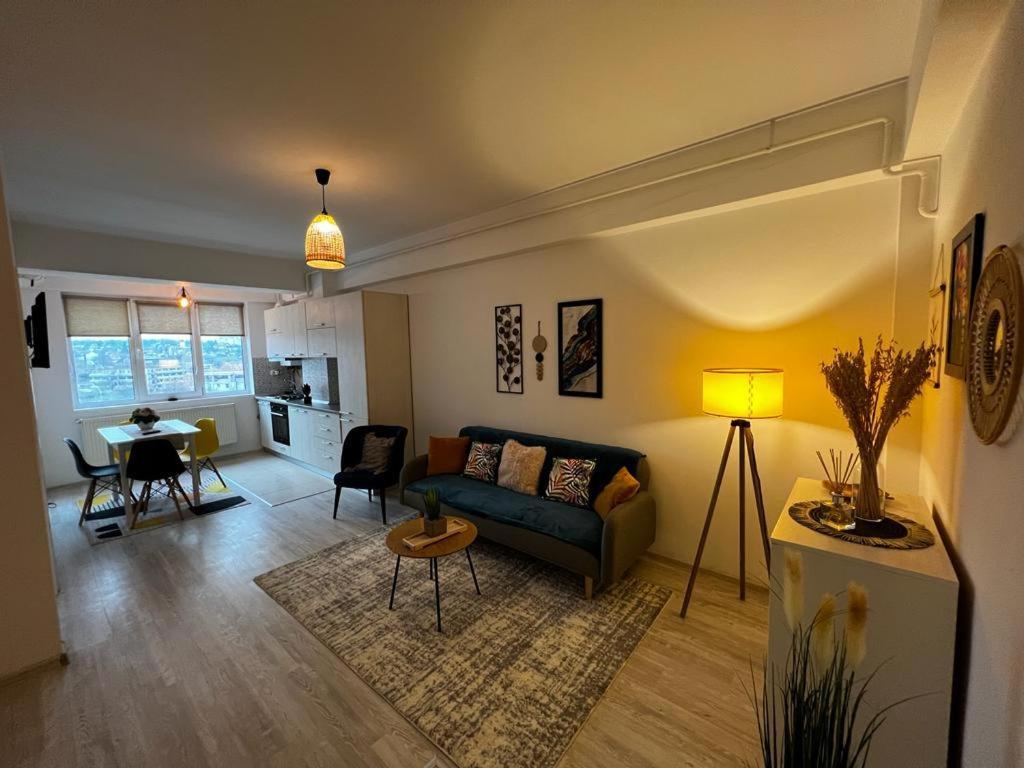 Cozy Accommodation Central City - Яссы Экстерьер фото