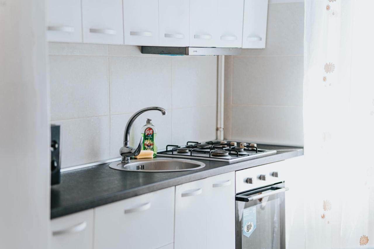 Cozy Accommodation Central City - Яссы Экстерьер фото