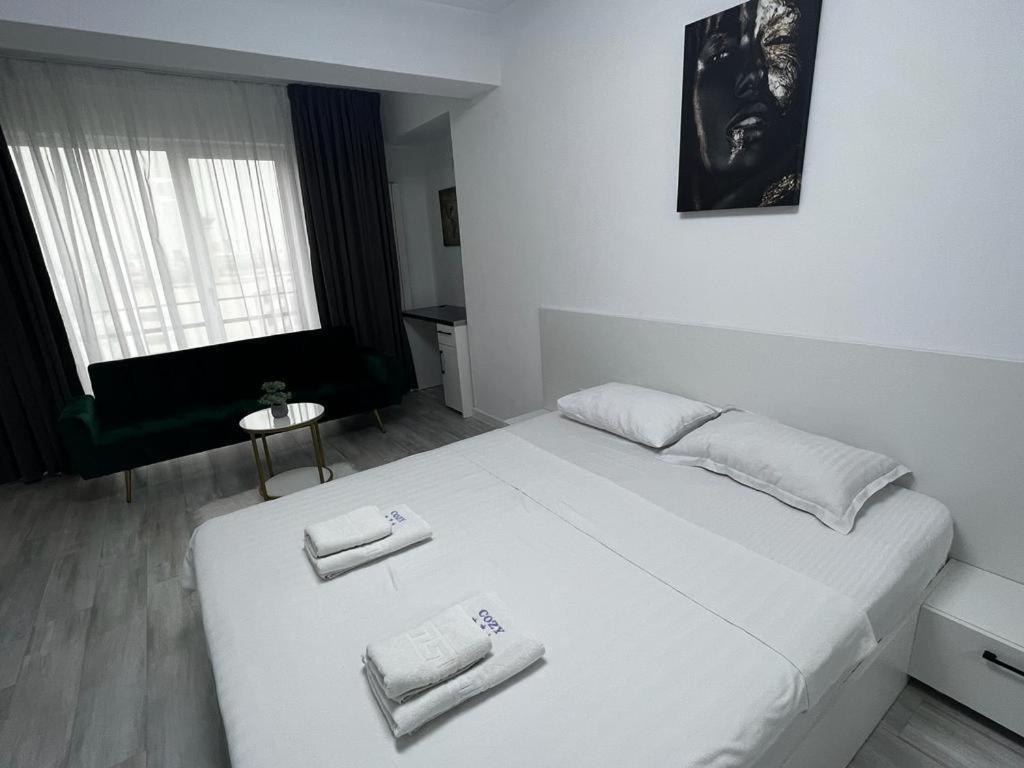 Cozy Accommodation Central City - Яссы Экстерьер фото