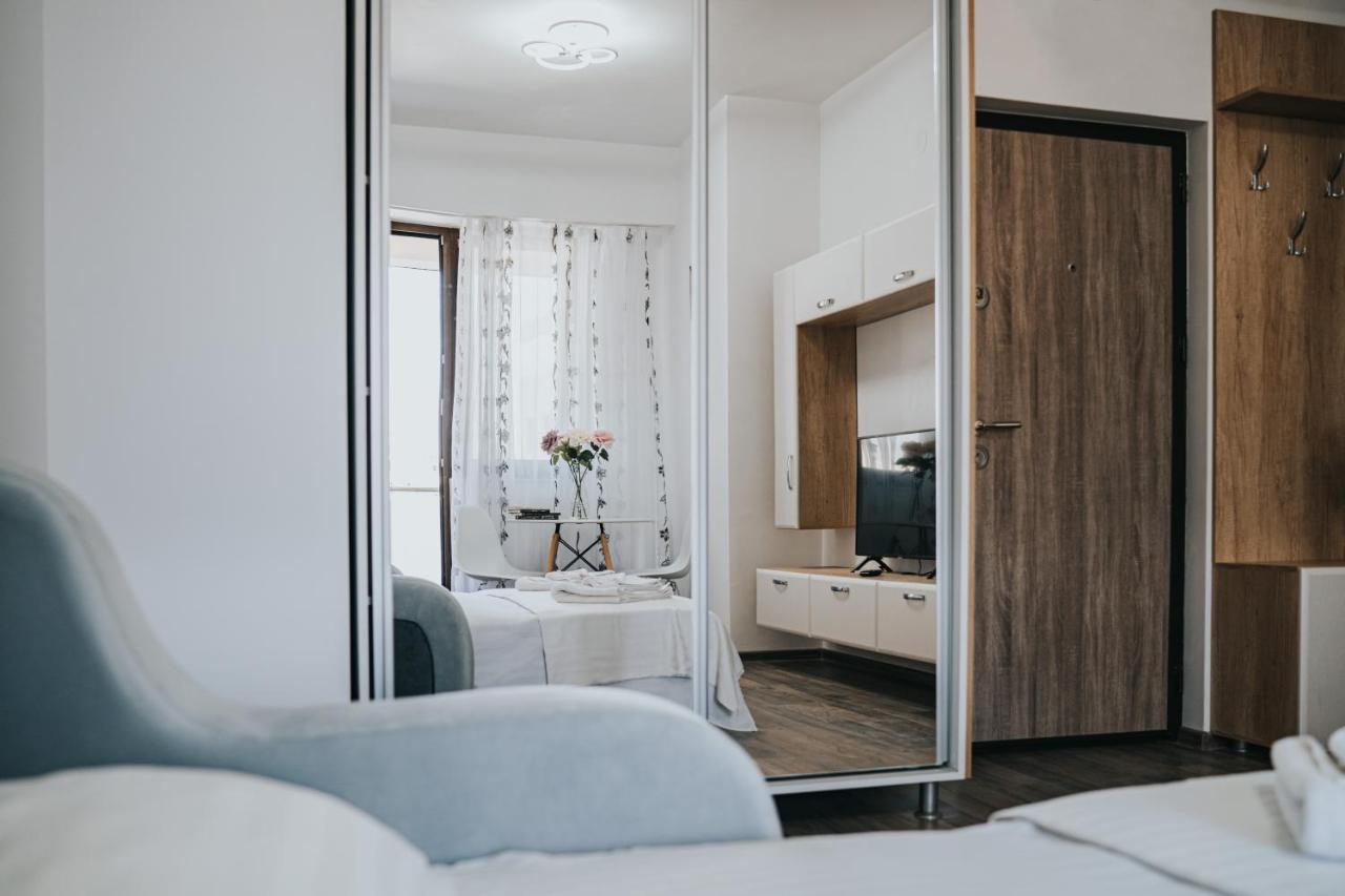 Cozy Accommodation Central City - Яссы Экстерьер фото