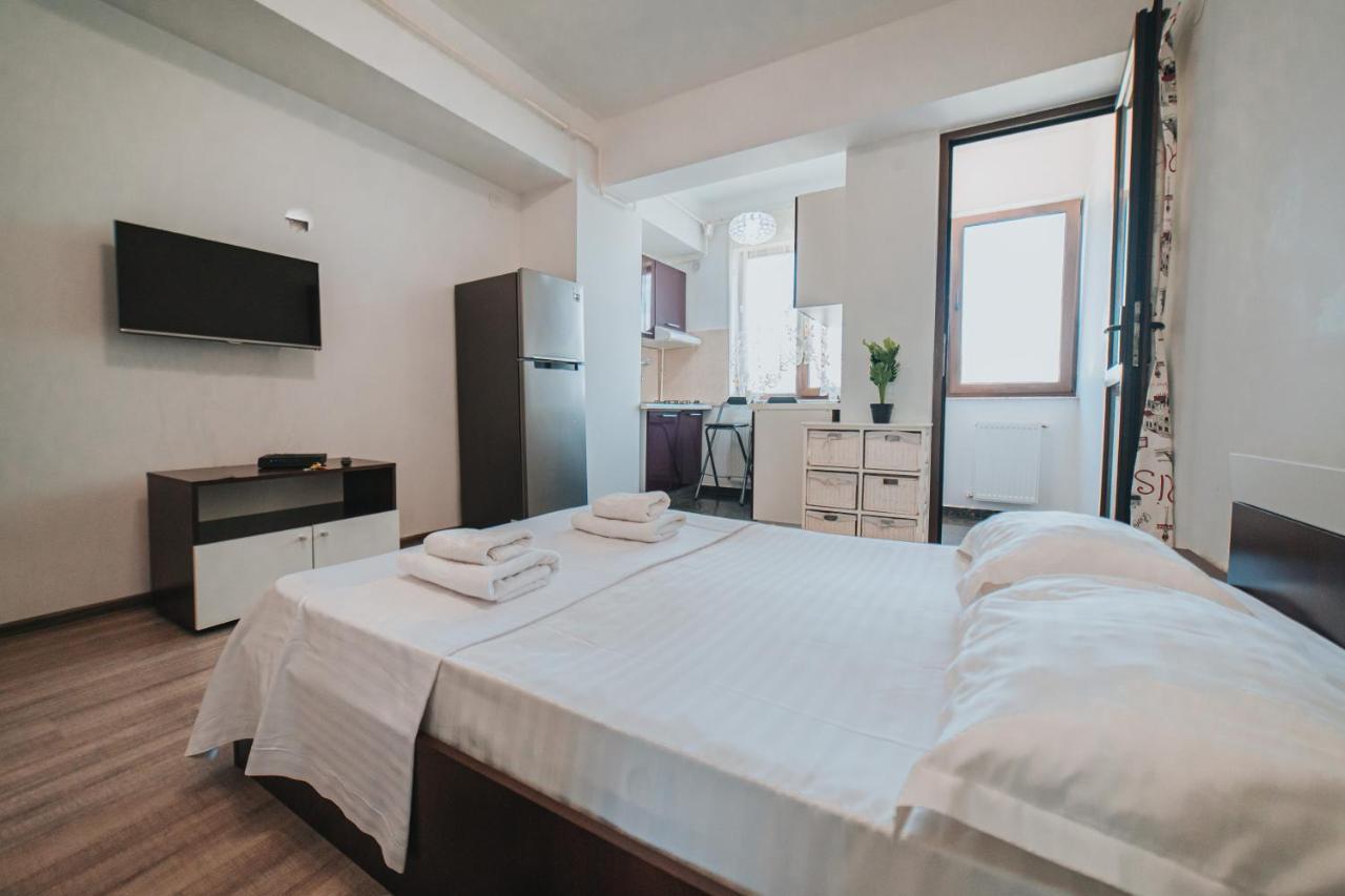 Cozy Accommodation Central City - Яссы Экстерьер фото