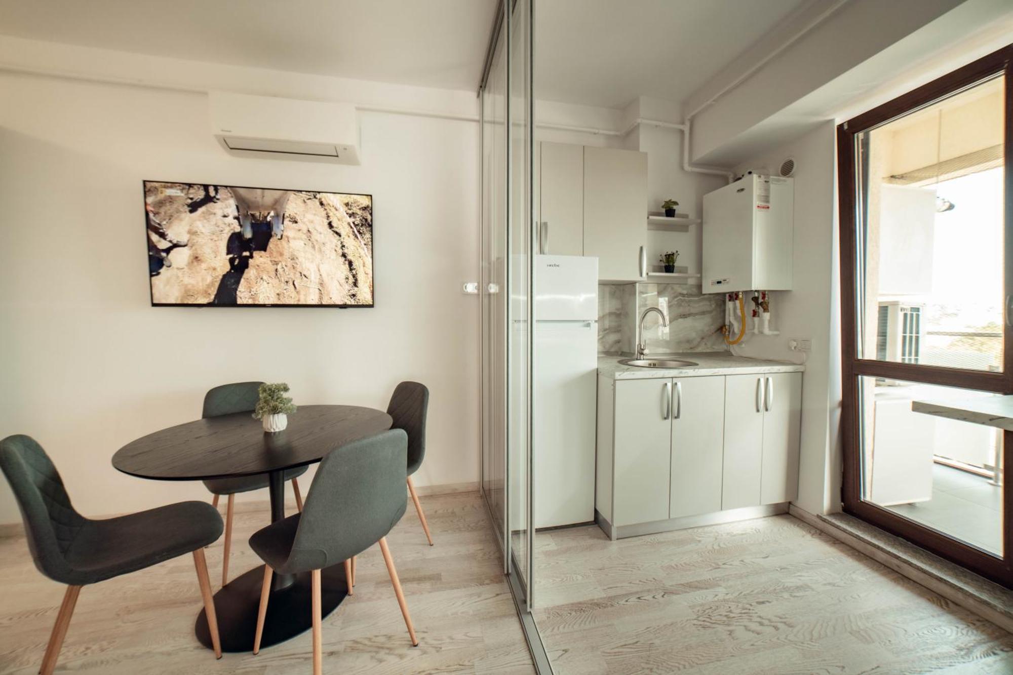Cozy Accommodation Central City - Яссы Экстерьер фото